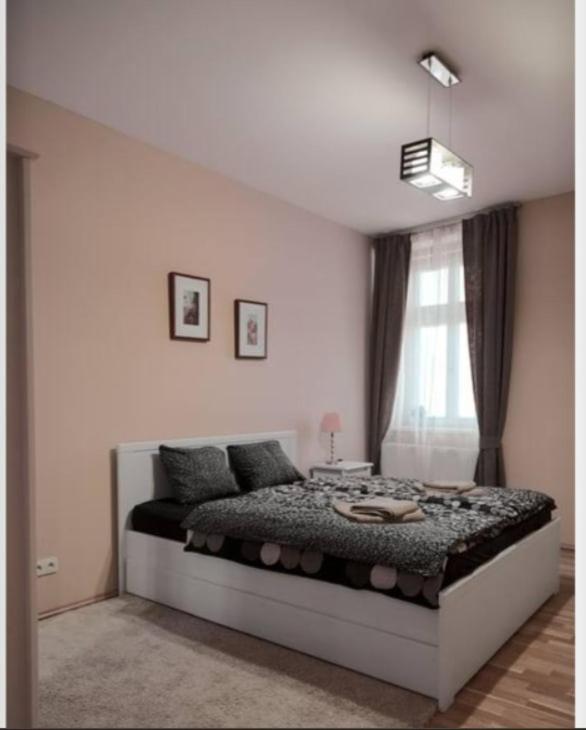 Apartment Vltavska A Πράγα Εξωτερικό φωτογραφία
